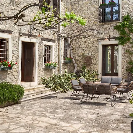 Sibilla Il Giardino Di Sibilla With Pool ヴィラ Monte San Lorenzo