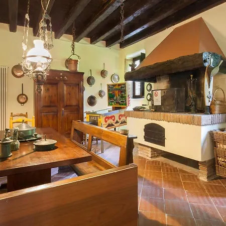 Sibilla Villa *